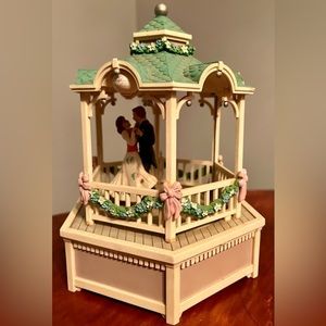 1985 Enesco Gazebo Music Box  - Plays  "True Love"